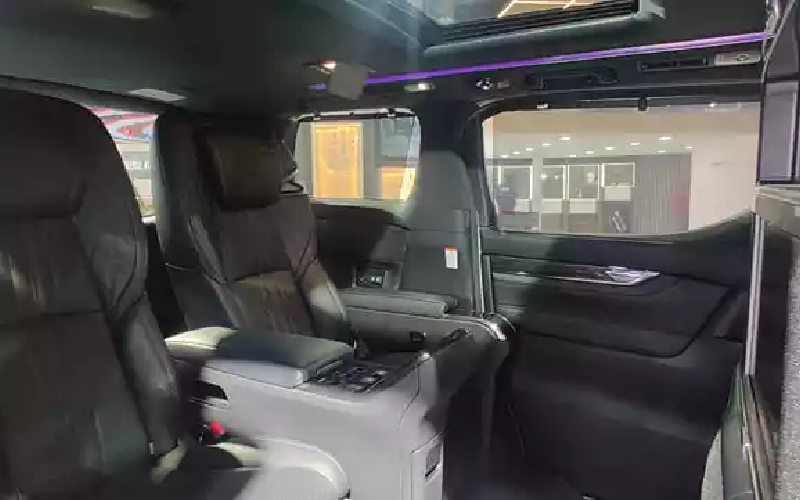 lexusvan3